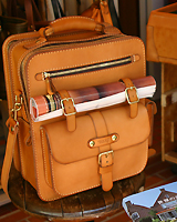 �n�Ɗ������葱���Ă���w���c�o�b�O