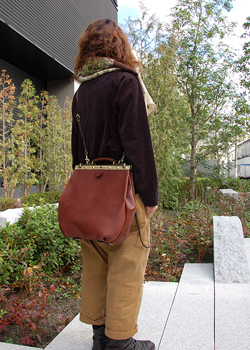Panto Frame(�p���^�t���[��)�V���[�Y�uGather Shoulder�i�M���U�[�V�����_�[�j�v�@MT�V�����_�[